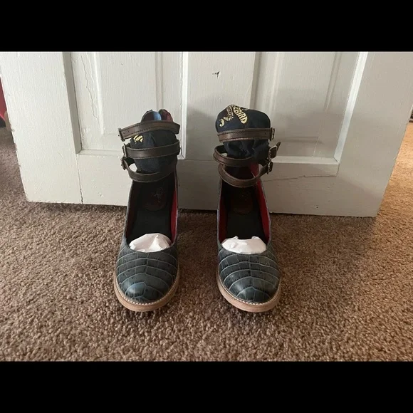 Sold! Freebird Randi - Picture 2 of 4